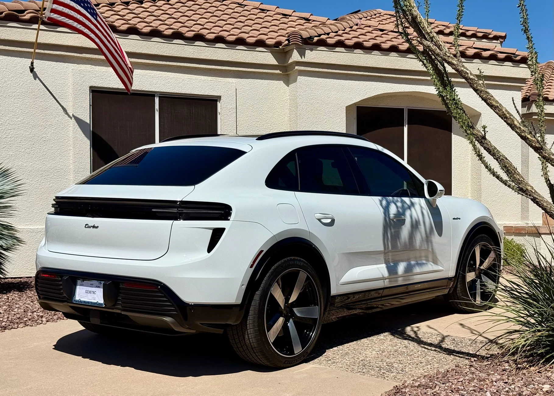 Electric Macan EV Random daily Macan EV photos - post yours! 🤳 IMG_3570