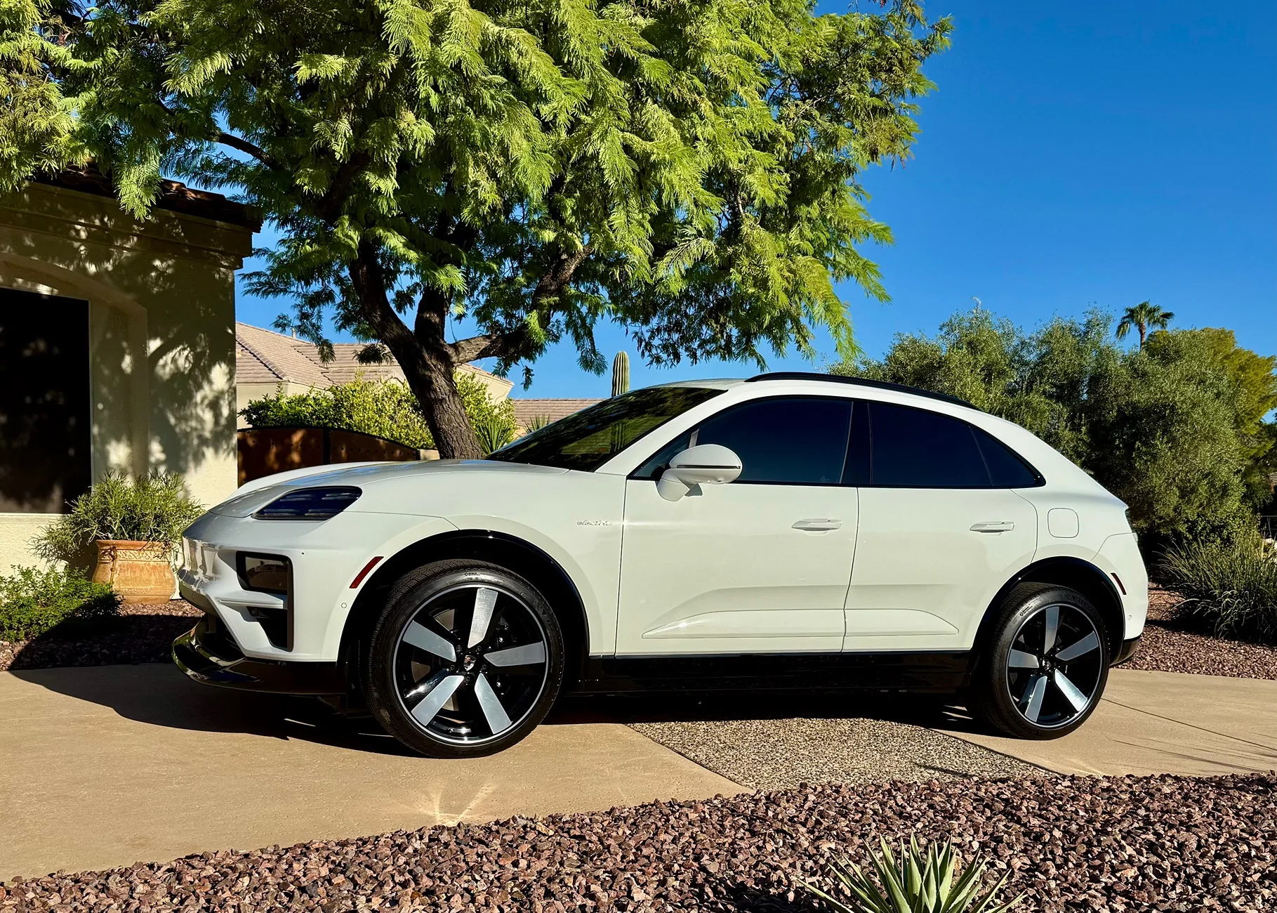 Electric Macan EV Random daily Macan EV photos - post yours! 🤳 IMG_3584