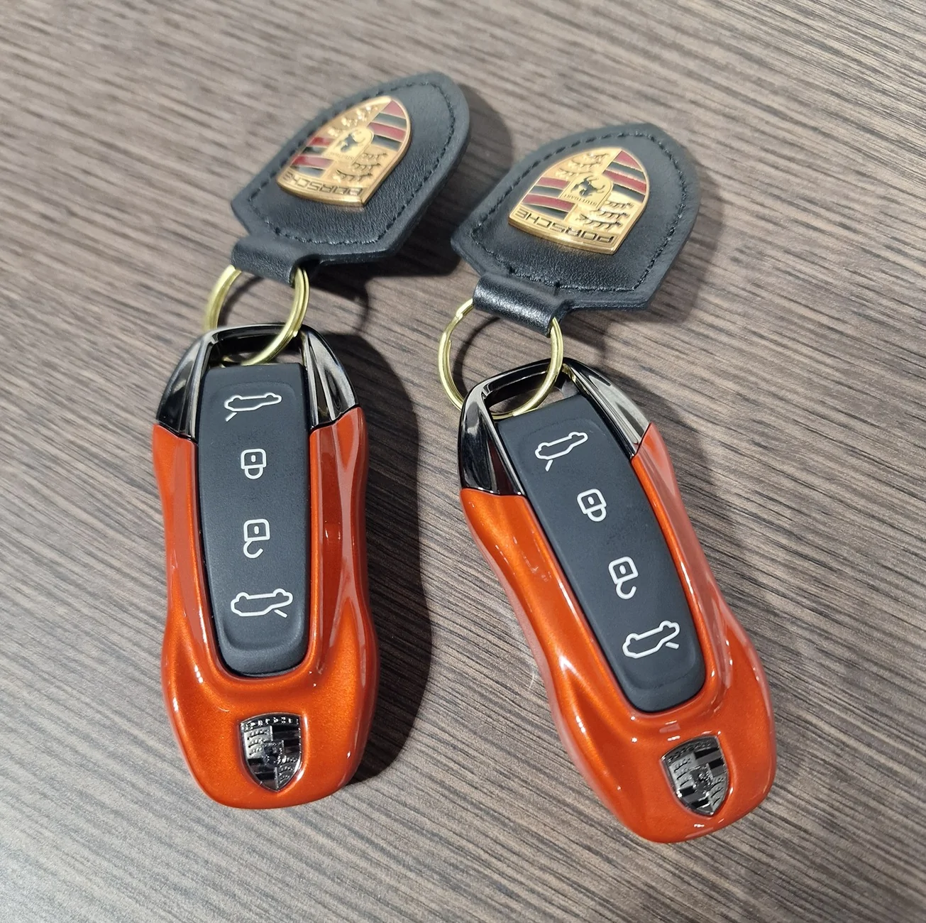 Electric Macan EV Macan EV Key Fob - photos 20250515_161252(1)