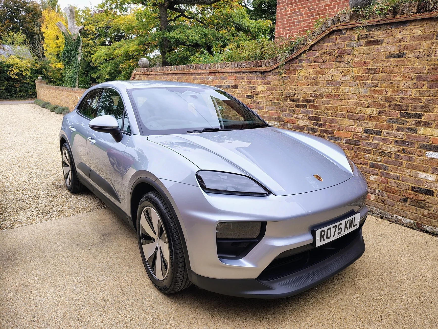 Electric Macan EV Random daily Macan EV photos - post yours! 🤳 IMG_20251010_133849429_HDR_AE