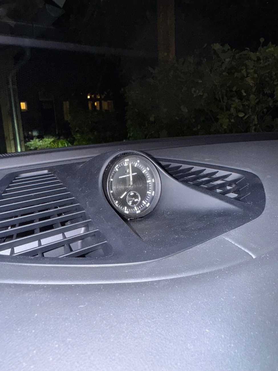 Electric Macan EV Sport Chrono Package with Porsche Design Subsecond Clock IMG_3616