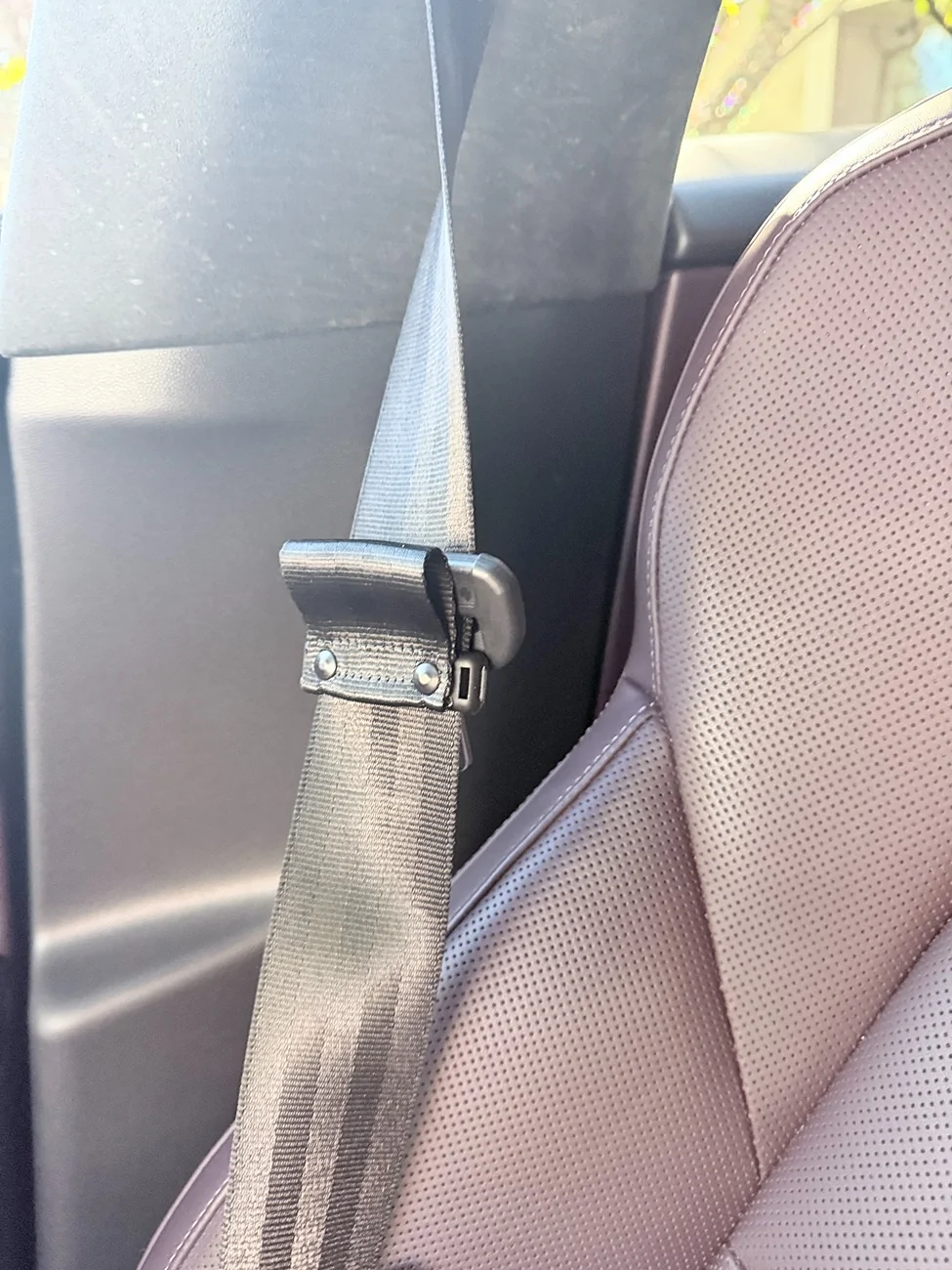 Electric Macan EV My 1st Service @ 1 year / 18K miles IMG_1414