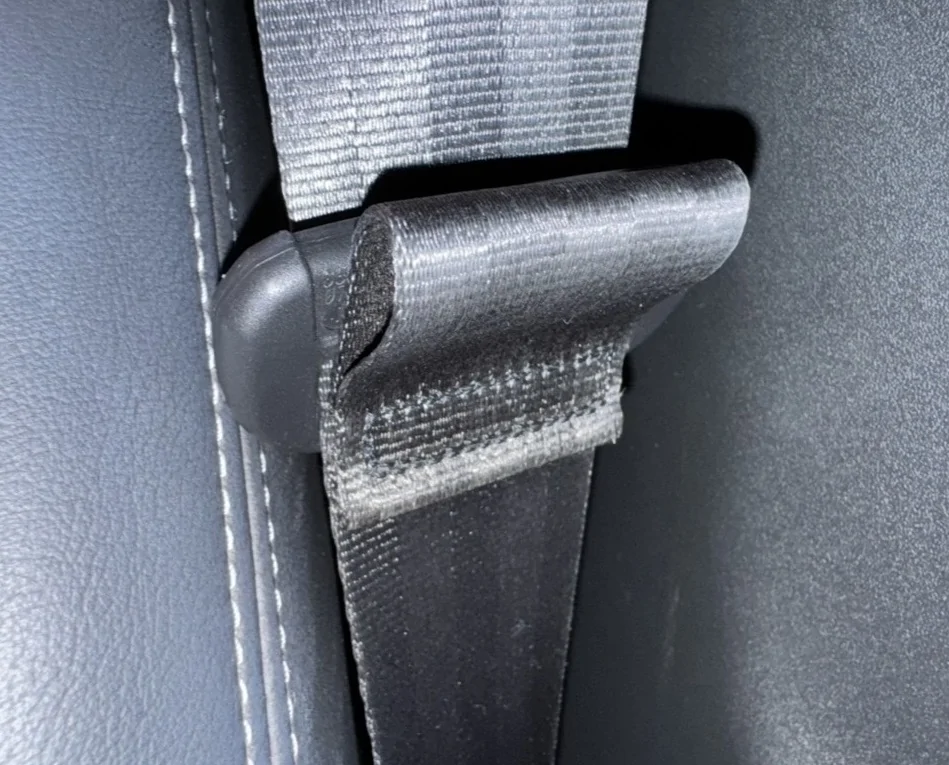 Electric Macan EV My 1st Service @ 1 year / 18K miles IMG_1651