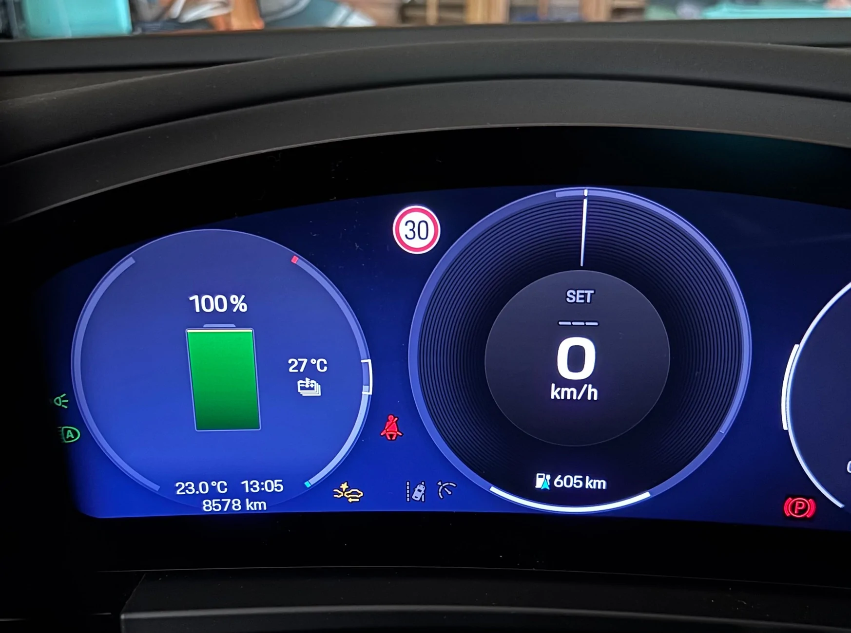 Electric Macan EV What's your estimated range with 100% SoC? Rang