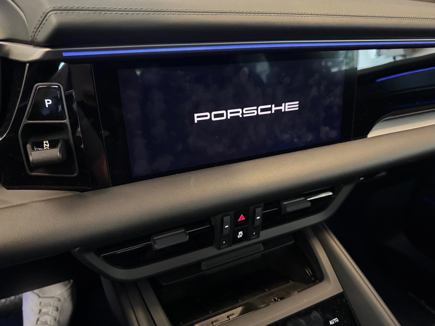 Electric Macan EV Does your Macan EV keep SoC stable when left idle for a week or longer? IMG_8710