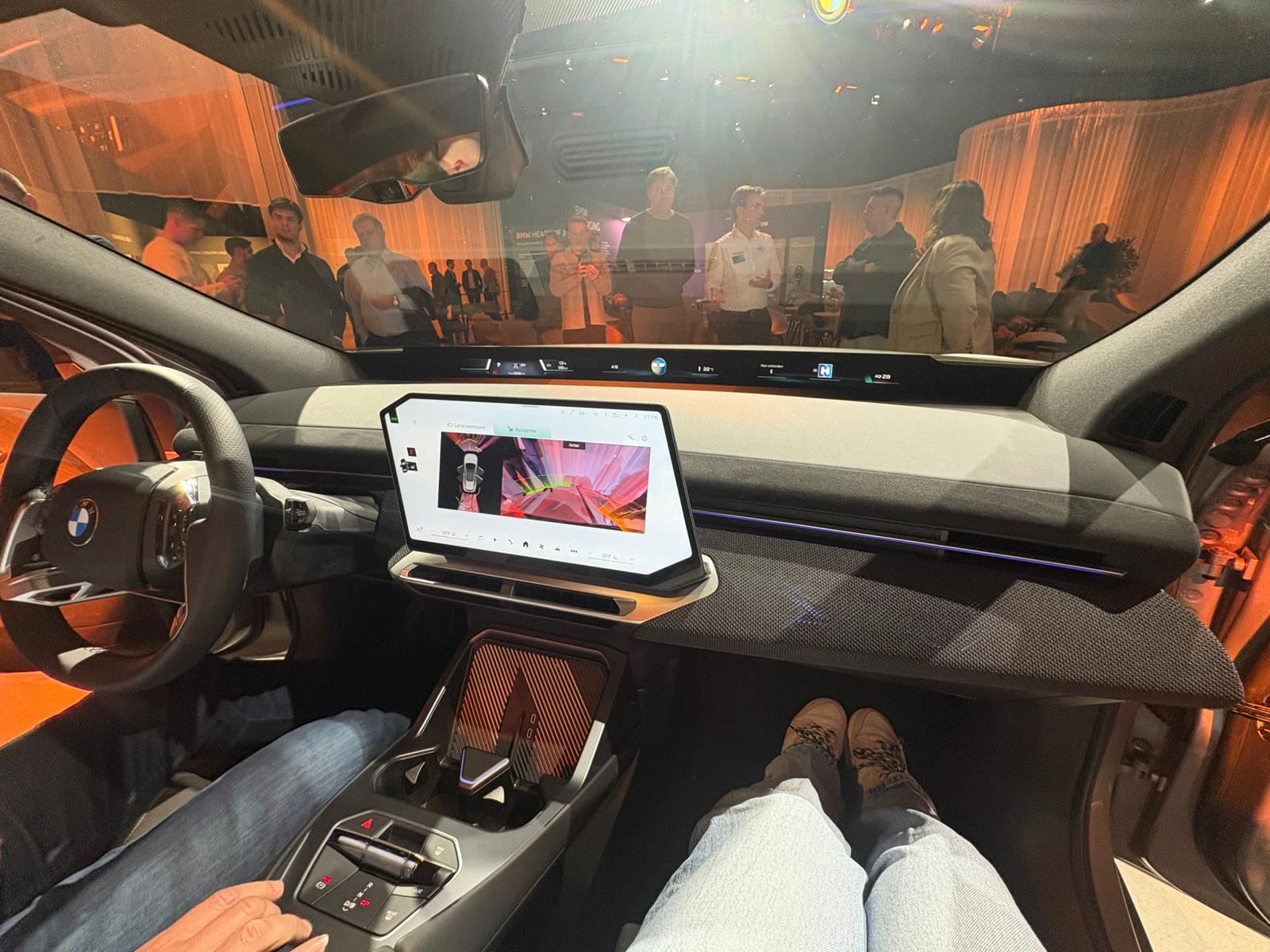 Electric Macan EV Macan EV vs BMW iX3 IMG-20251106-WA0006