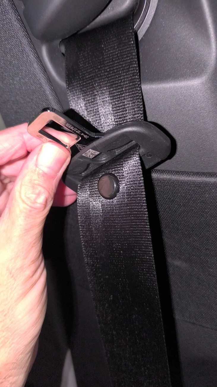Electric Macan EV Seat Belt Retainer Clip - Front & Rear IMG_20251106_193805