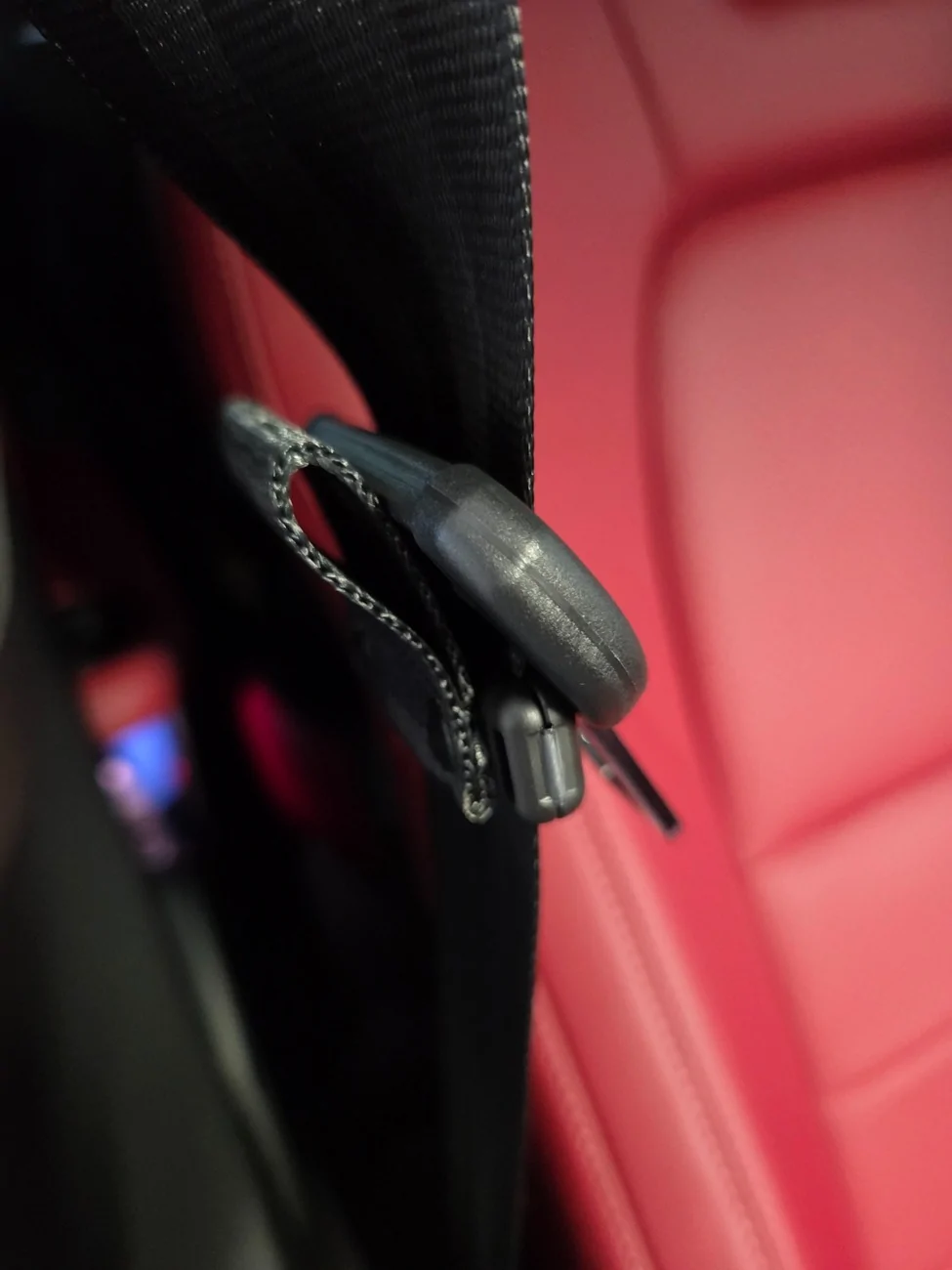 Electric Macan EV Seat Belt Retainer Clip - Front & Rear 20251114_082326