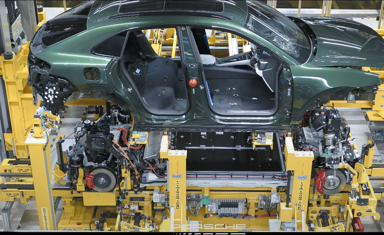 Electric Macan EV MY2026 Macan Delivery dates IMG_0571