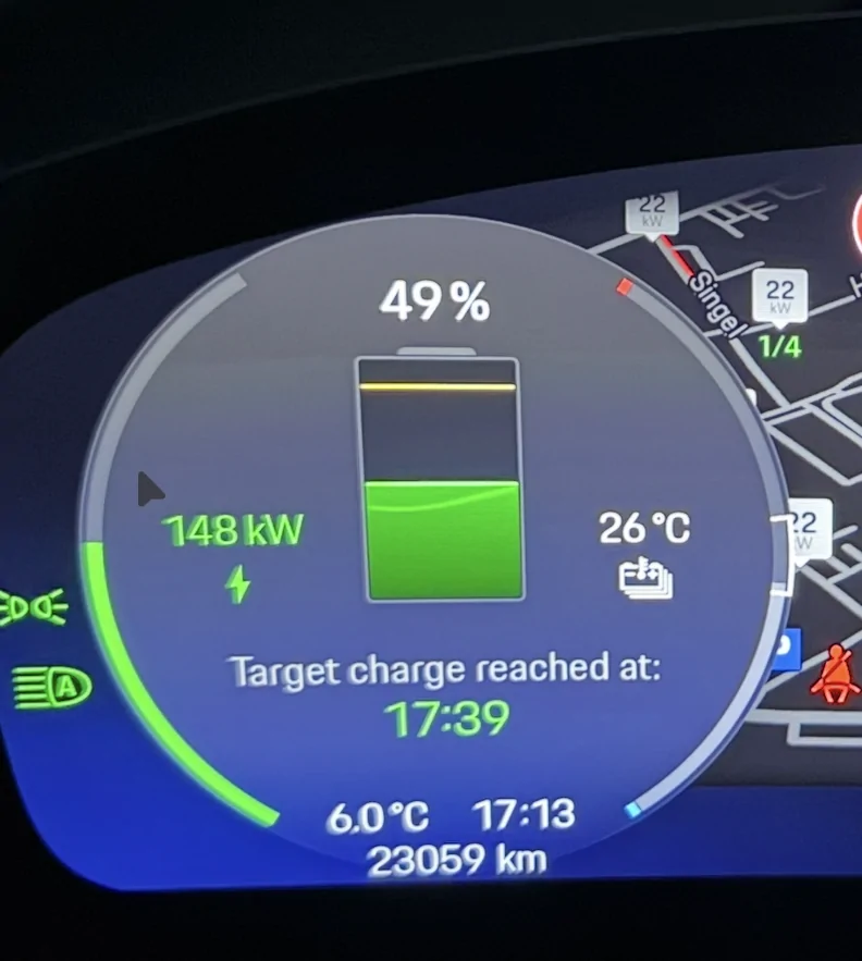 Electric Macan EV Preconditioning & charging planner 1764952169104-8