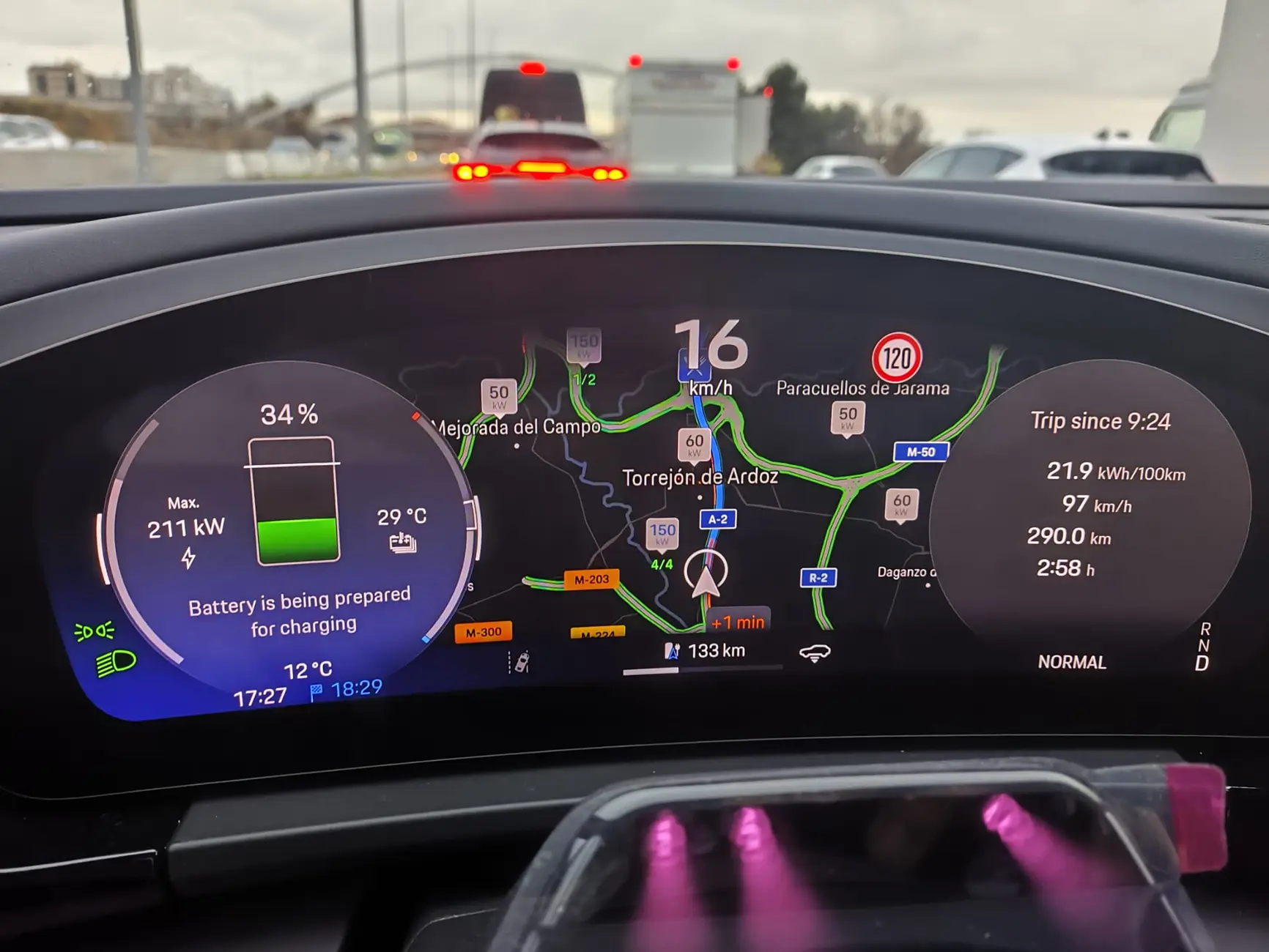 Electric Macan EV MY2026 Macan Delivery dates 1765530915308-v