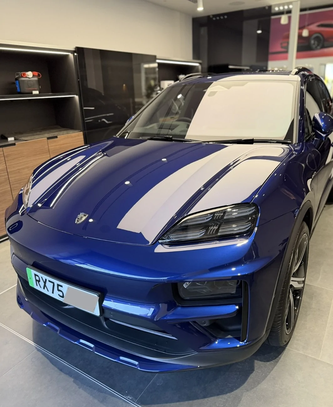Electric Macan EV Random daily Macan EV photos - post yours! 🤳 PorscheMacan-2