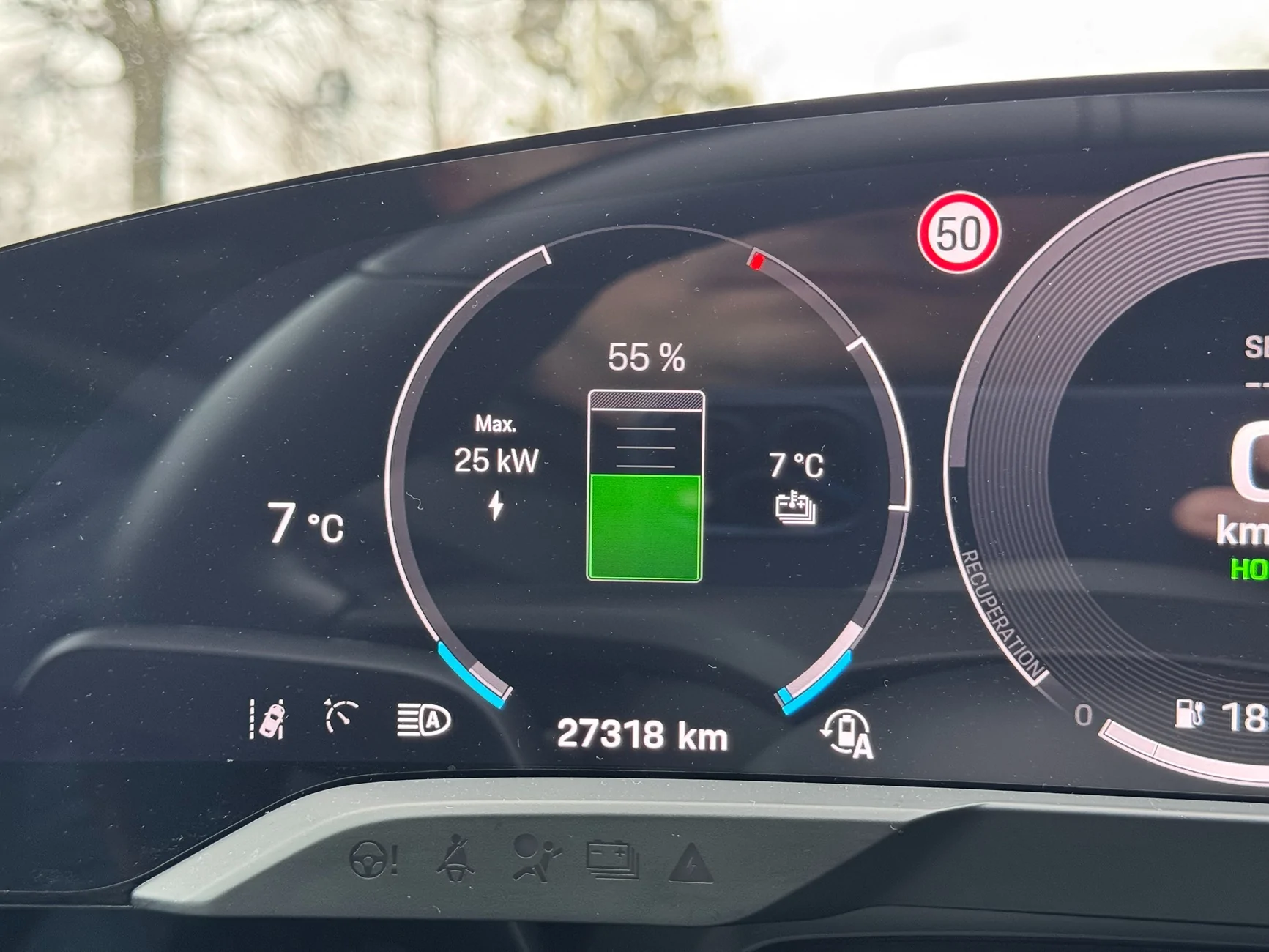 Electric Macan EV Preconditioning & charging planner IMG_9580