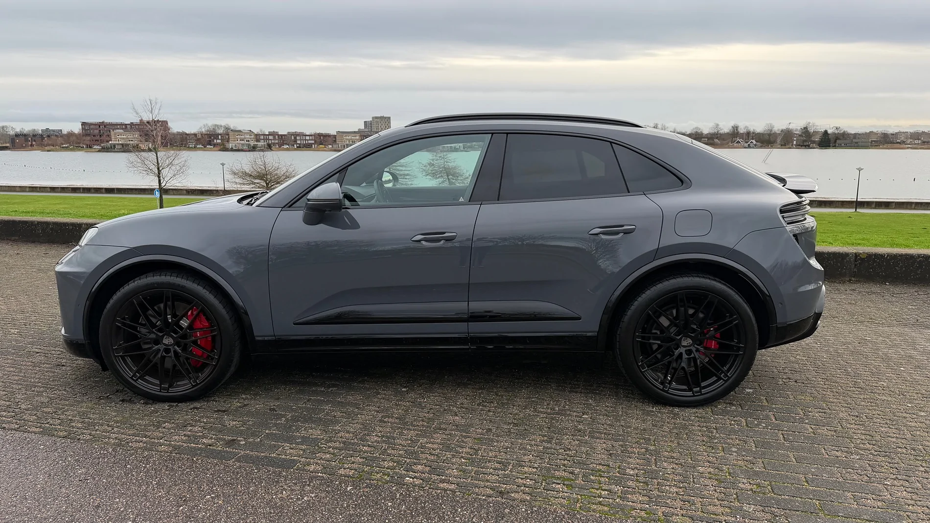 Electric Macan EV Wheel Dilemma IMG_7749