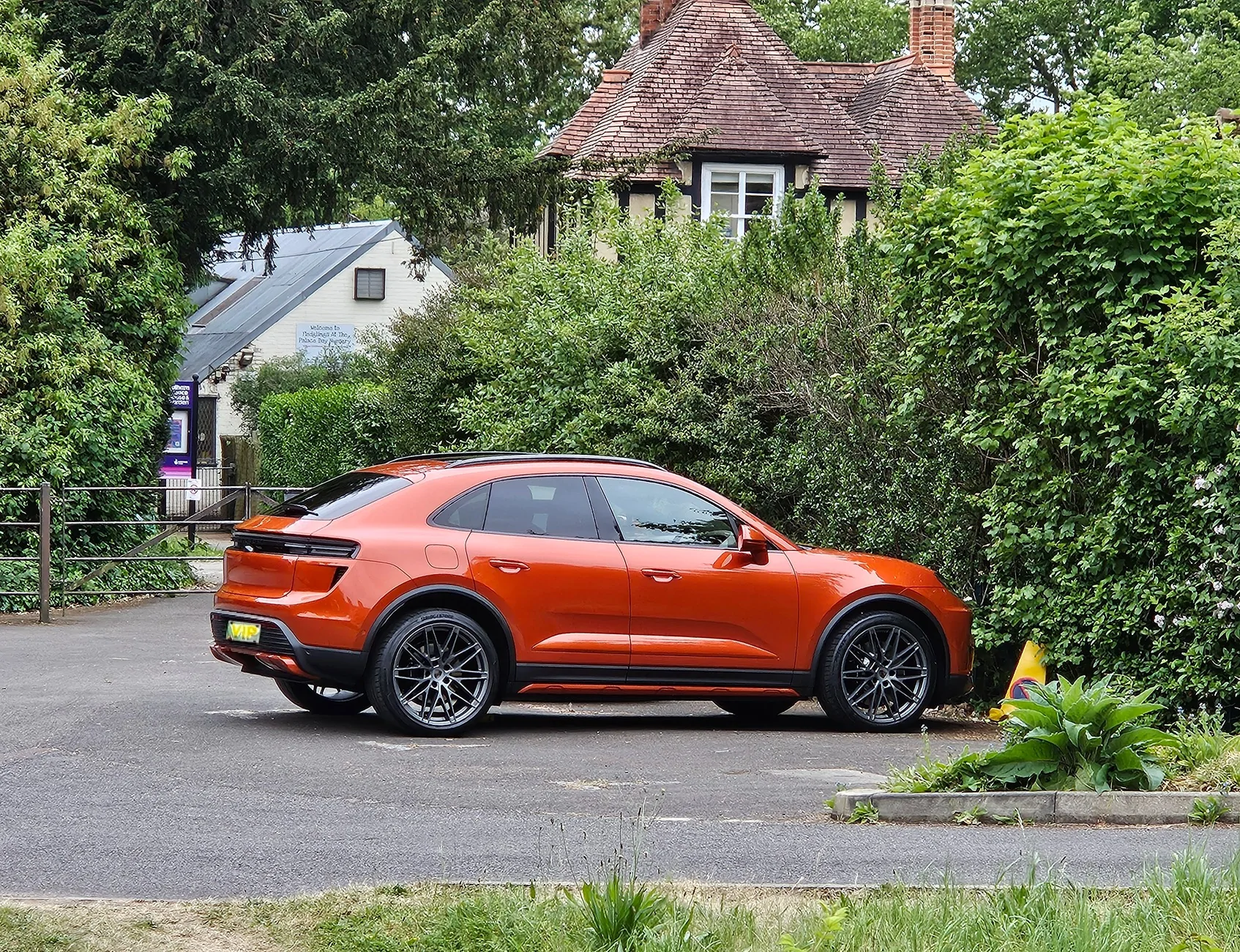 Electric Macan EV Wheel Dilemma 20250515_180148(1)(1)