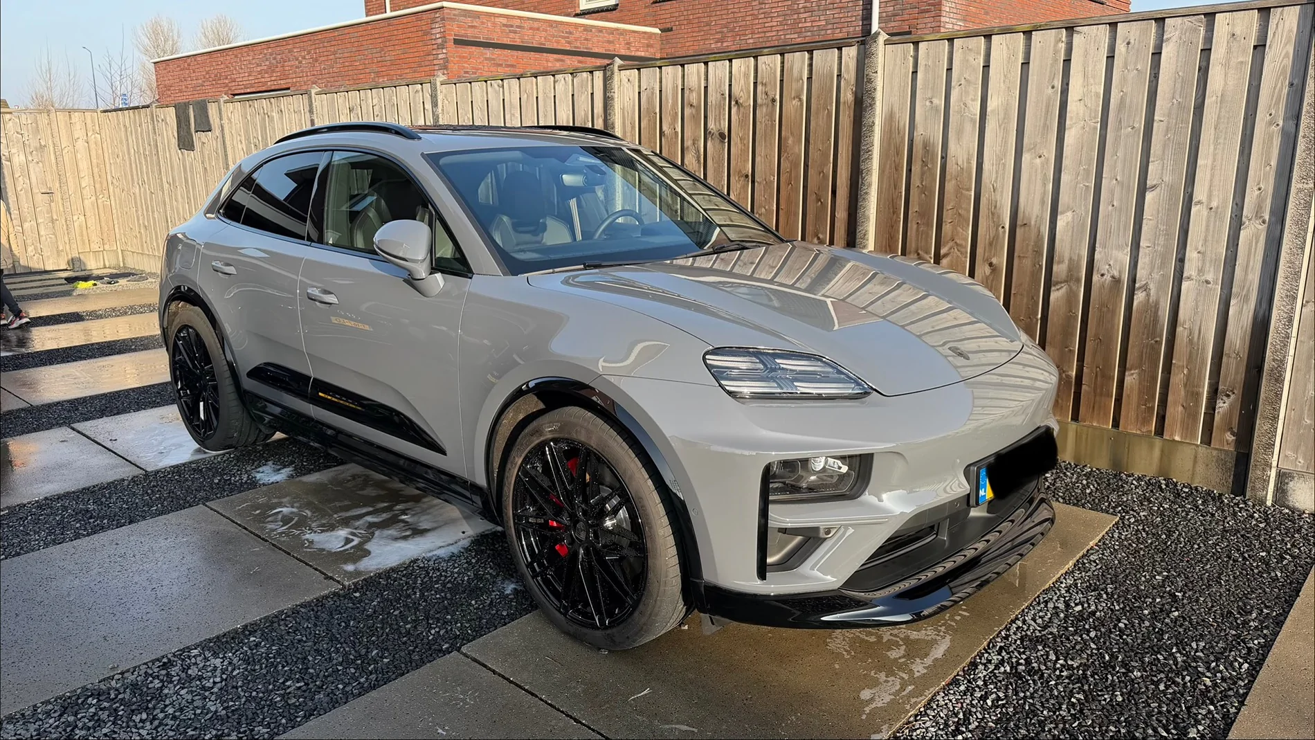 Electric Macan EV Random daily Macan EV photos - post yours! 🤳 IMG_7947