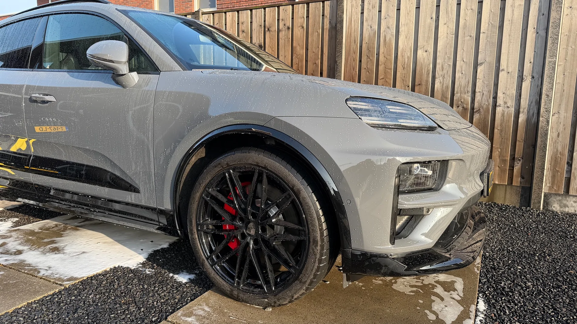 Electric Macan EV Random daily Macan EV photos - post yours! 🤳 IMG_7940