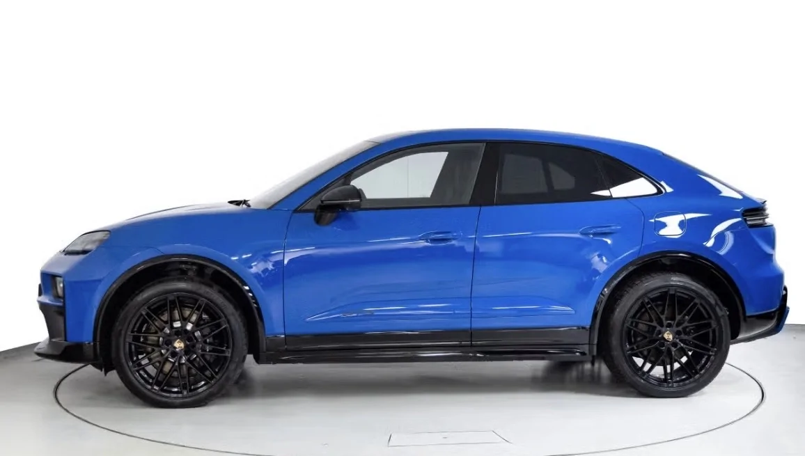 Electric Macan EV New Macan GTS real-life images IMG_6651