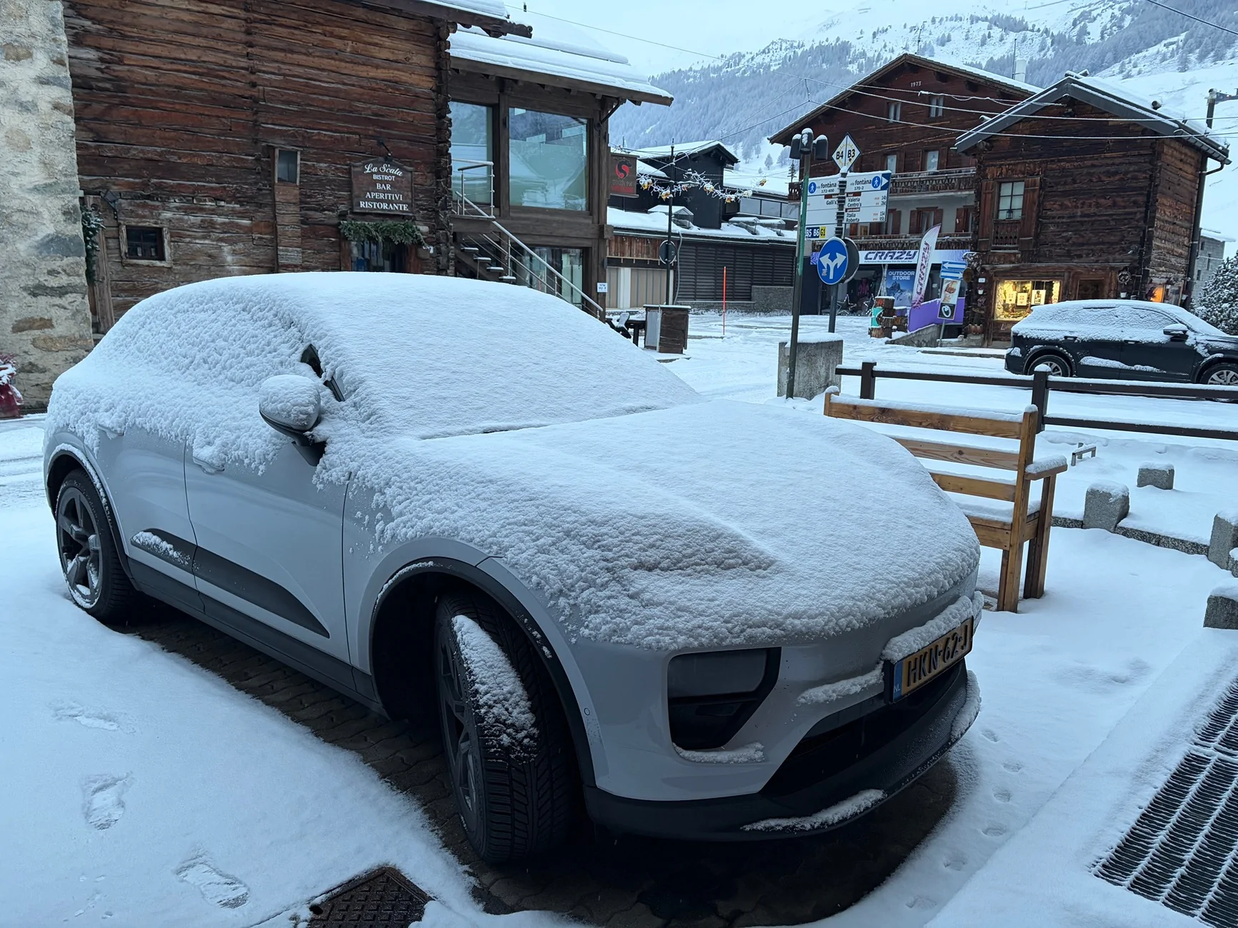 Electric Macan EV Random daily Macan EV photos - post yours! 🤳 IMG_0412