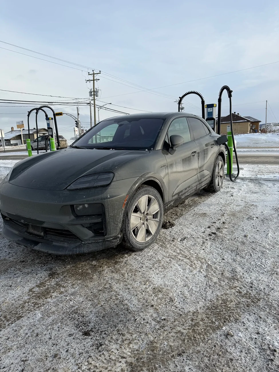 Electric Macan EV Long trip / cold start IMG_0419