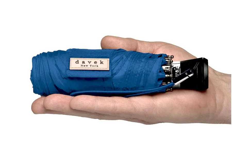 Electric Macan EV Umbrella hooks for boot 1769746377750-4l