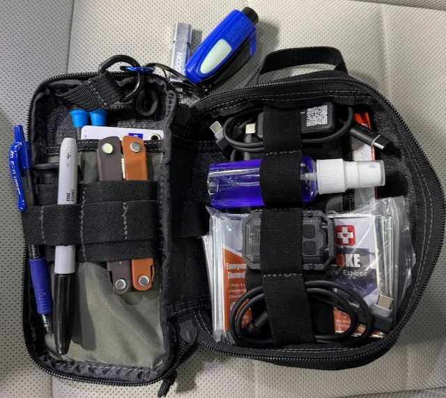 Electric Macan EV Center Armrest storage management IMG_7872 (1)