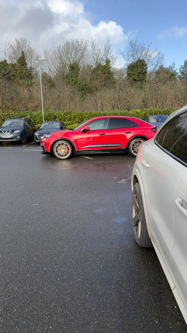 Electric Macan EV Random daily Macan EV photos - post yours! 🤳 IMG_0979