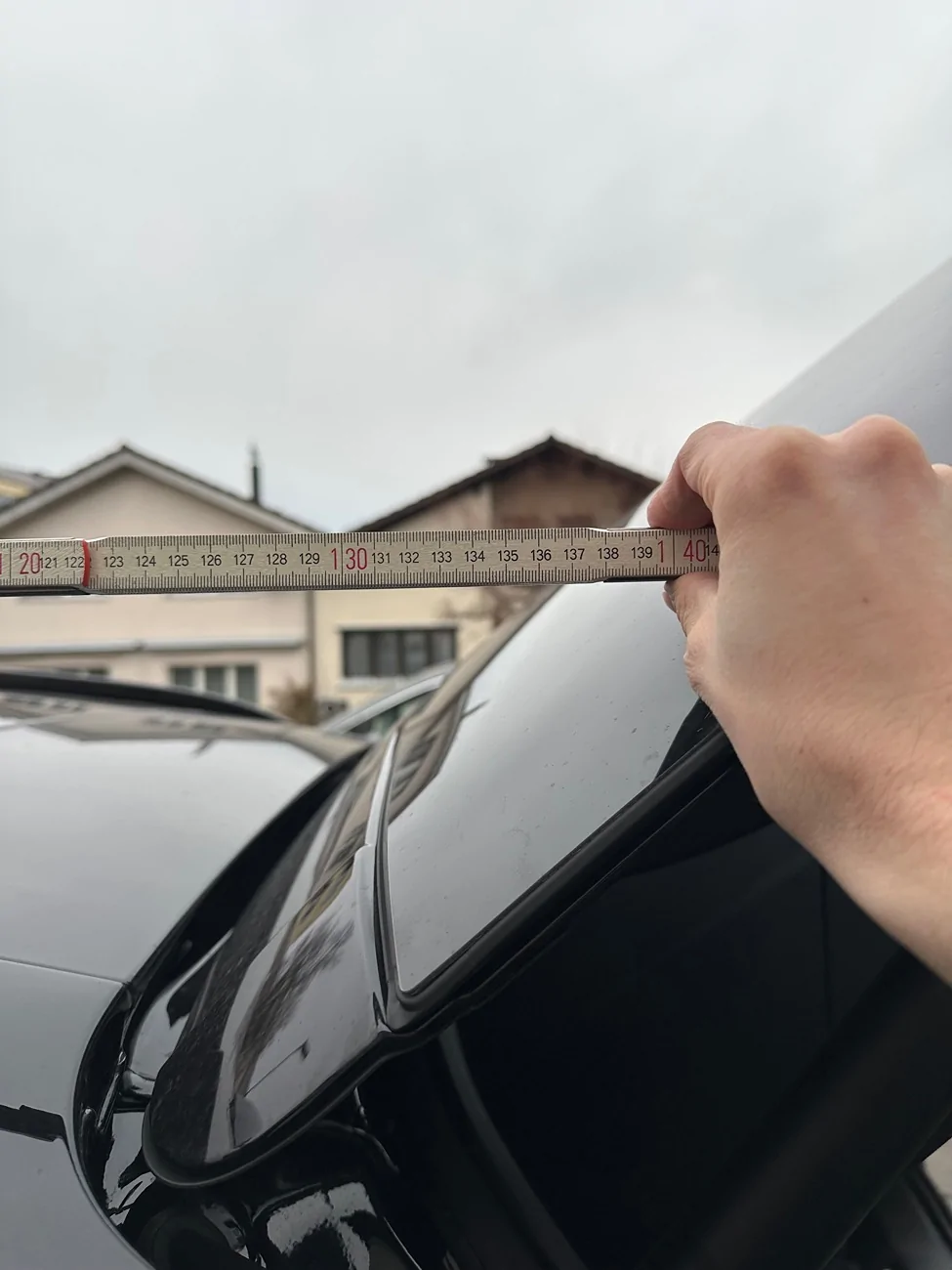 Electric Macan EV Thule Roofbox experiences & compatibility IMG_7712