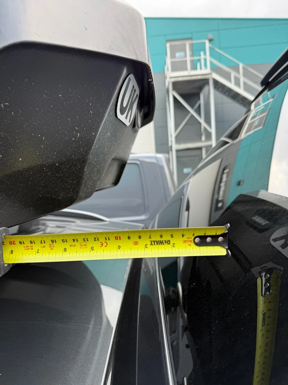 Electric Macan EV Thule Roofbox experiences & compatibility IMG_4147