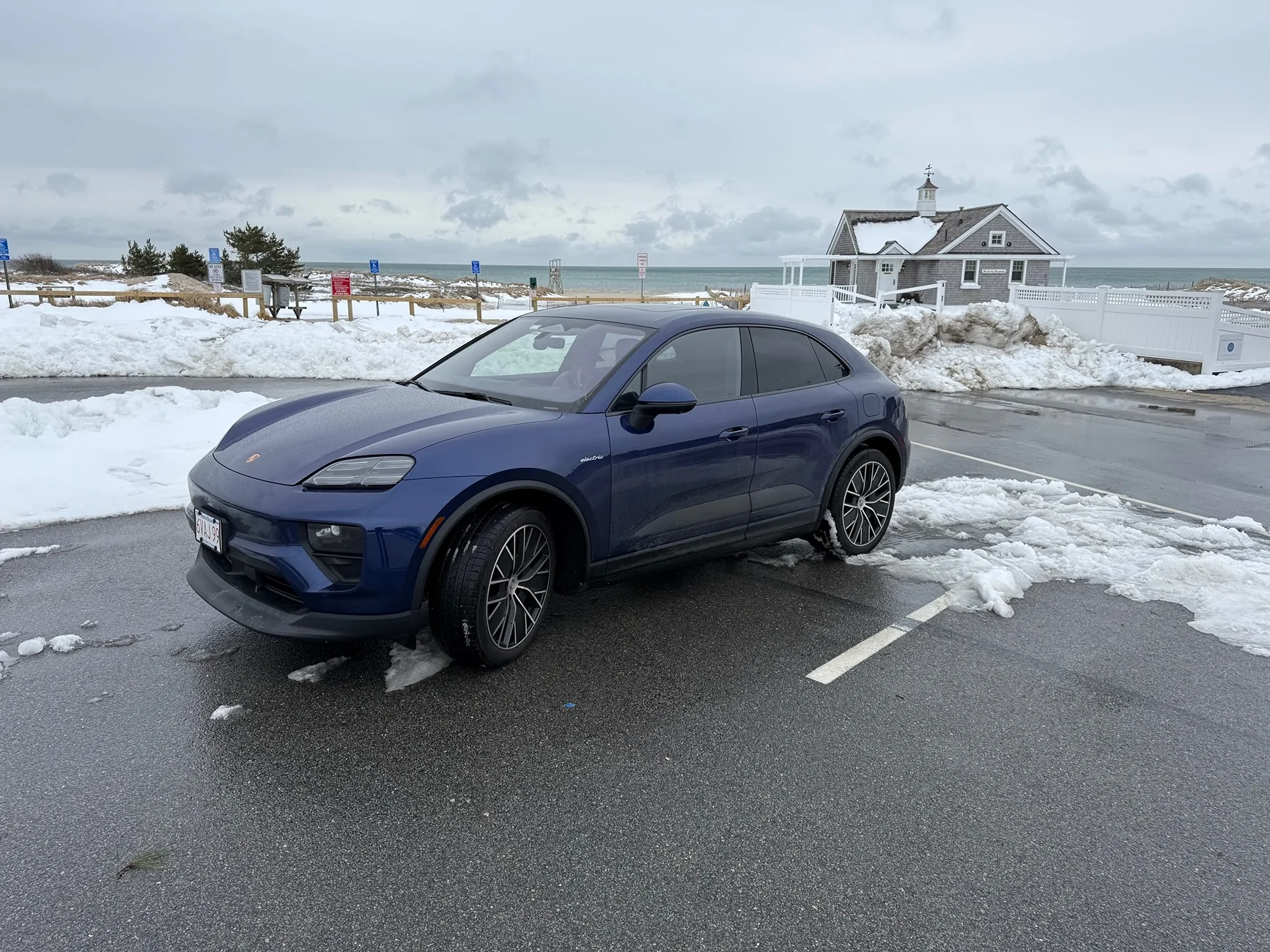 Electric Macan EV Random daily Macan EV photos - post yours! 🤳 IMG_4275