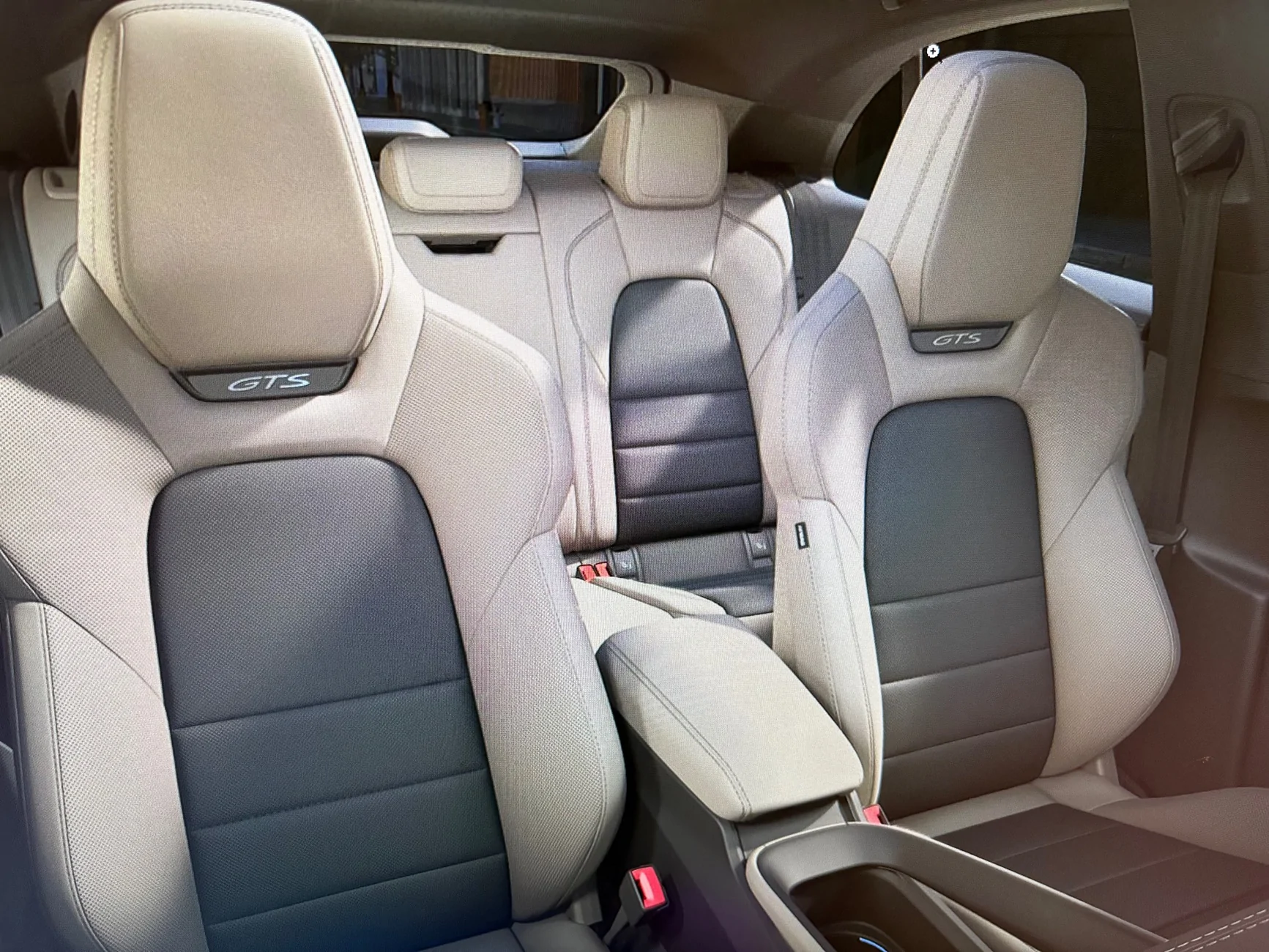 Electric Macan EV Coloured seat inserts IMG_6708