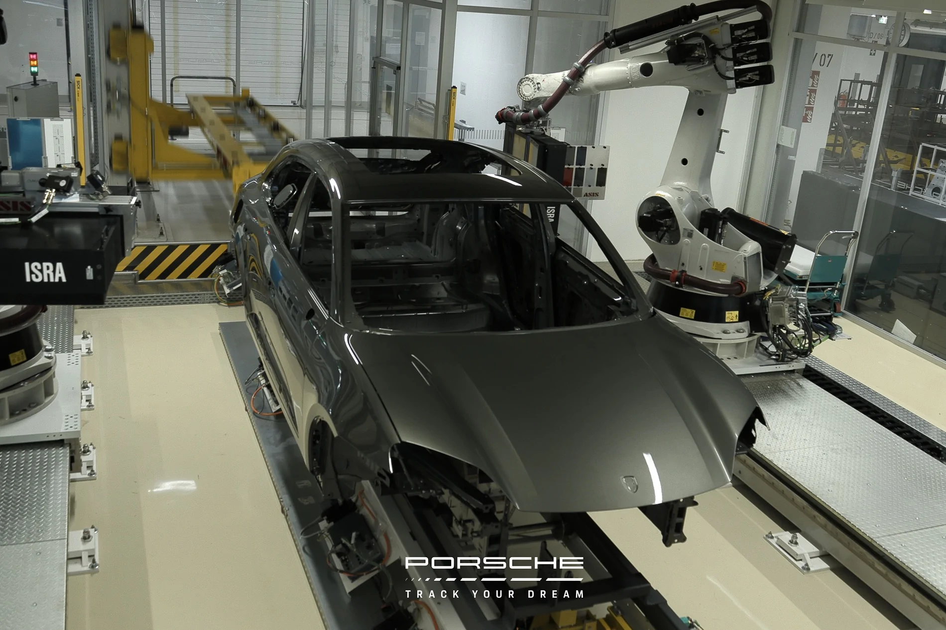 Electric Macan EV Track your dream how to? IMG_0085