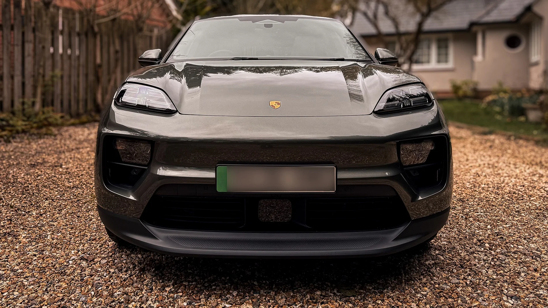 Electric Macan EV Random daily Macan EV photos - post yours! 🤳 Front straight on