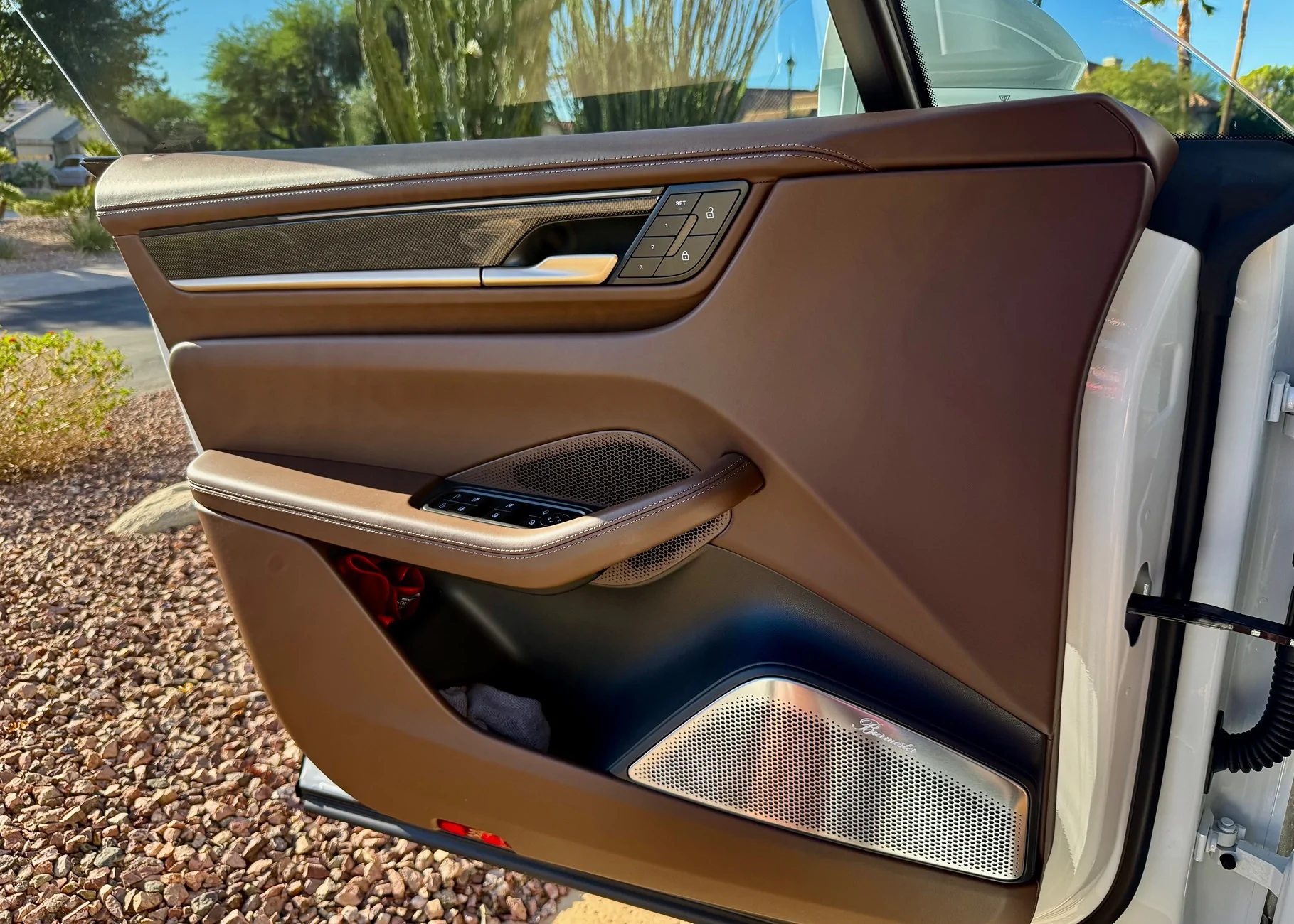 Electric Macan EV 🎨 Interior: TRUFFLE BROWN Photos IMG_3597