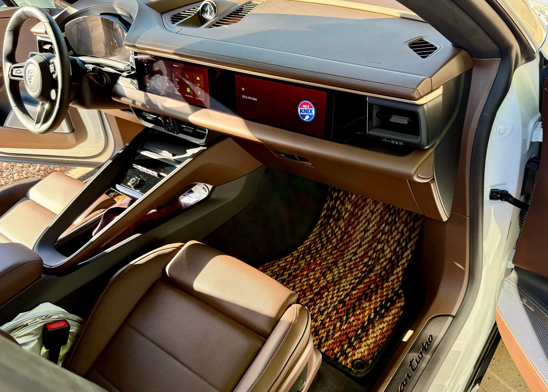 Electric Macan EV 🎨 Interior: TRUFFLE BROWN Photos IMG_3596