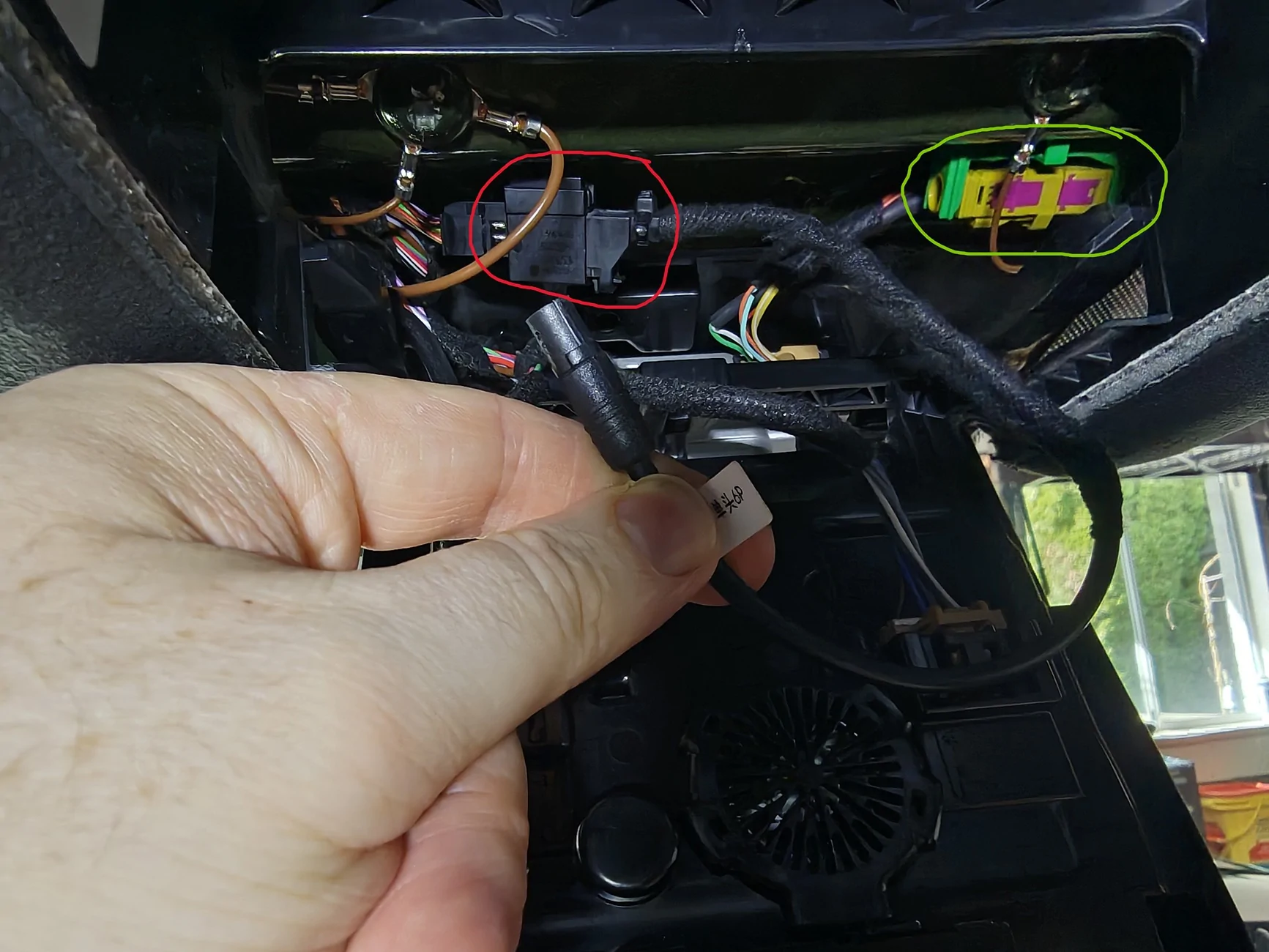 Electric Macan EV FitCAMX Dashcam Install 9