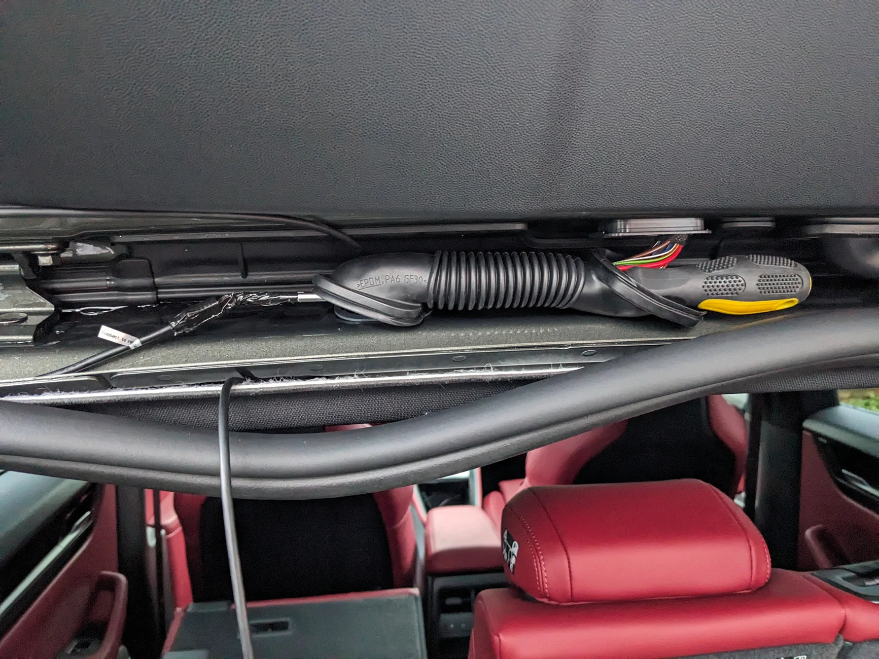 Electric Macan EV FitCAMX Dashcam Install PXL_20250201_161836560.MP