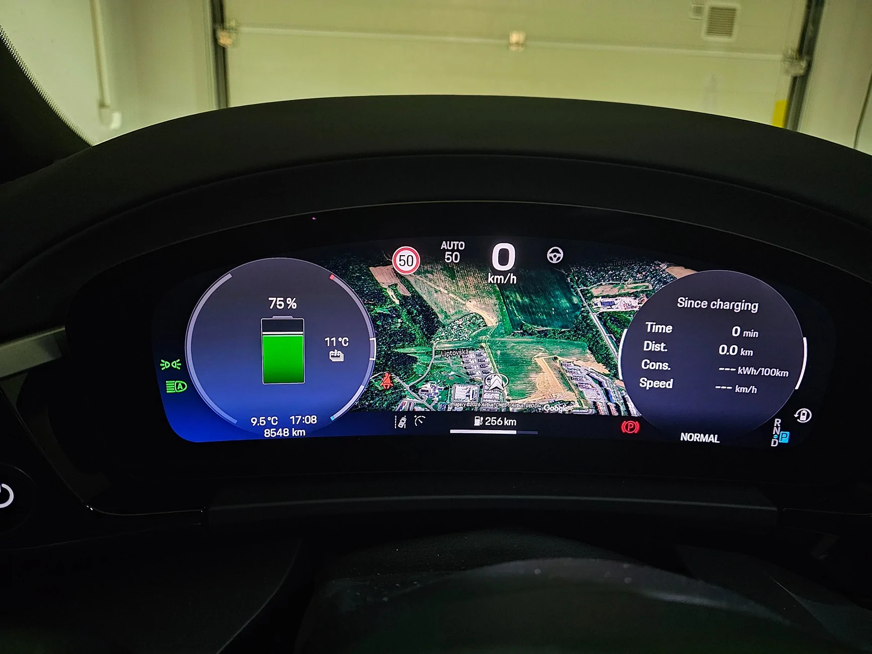 Electric Macan EV Does your Macan EV keep SoC stable when left idle for a week or longer? 20260204_170848