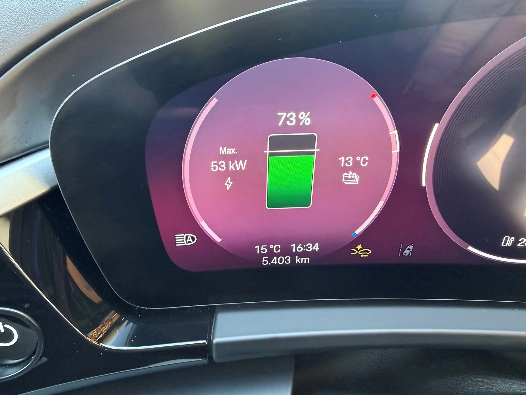Electric Macan EV Tried super charging multiple times could not get past 40kw anymore charge 2