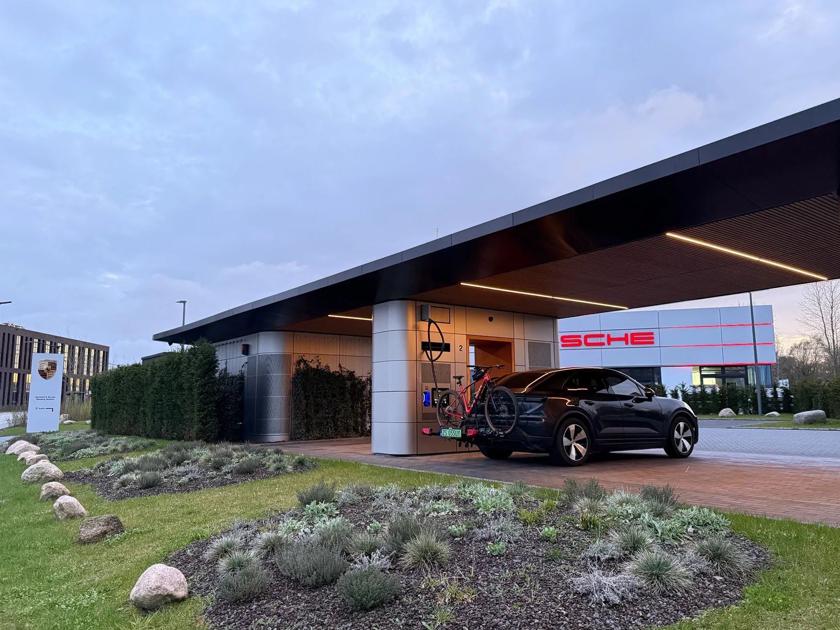 Electric Macan EV Random daily Macan EV photos - post yours! 🤳 IMG_7457