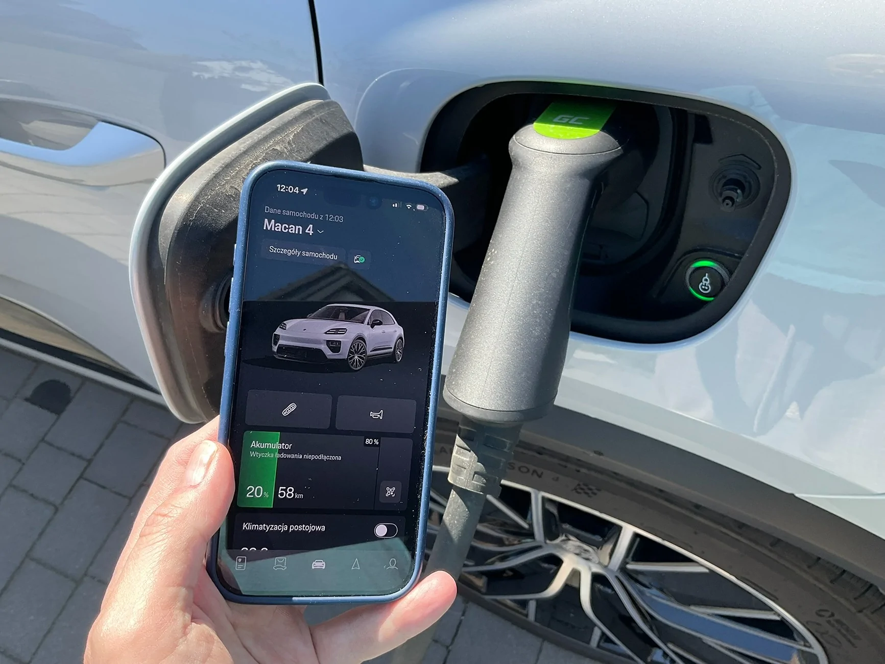 Electric Macan EV New App Design 96F10910-49F0-4DA0-902C-53EF9AD1A4A2_1_102_o