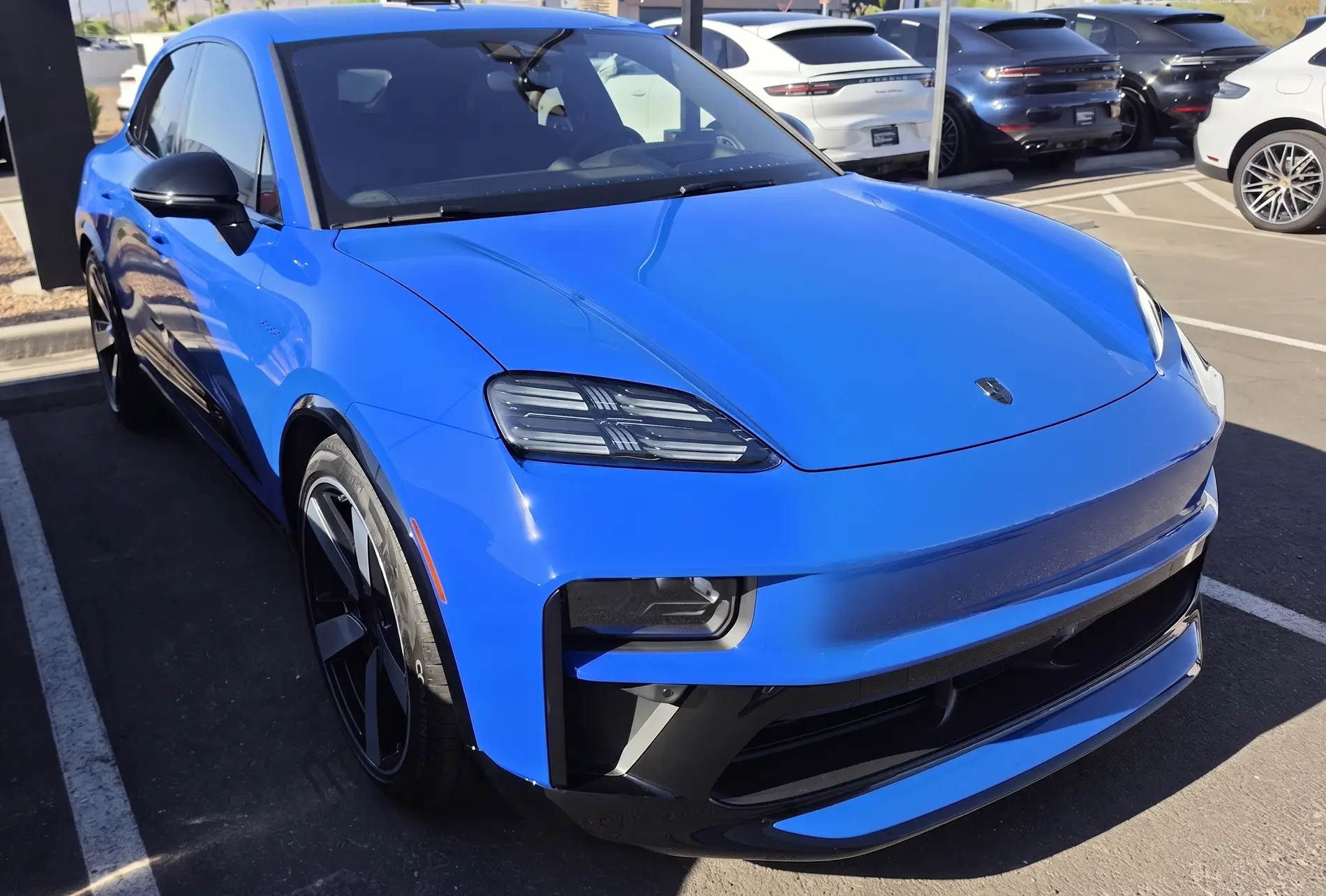 Electric Macan EV Random daily Macan EV photos - post yours! 🤳 1777050250439-iv