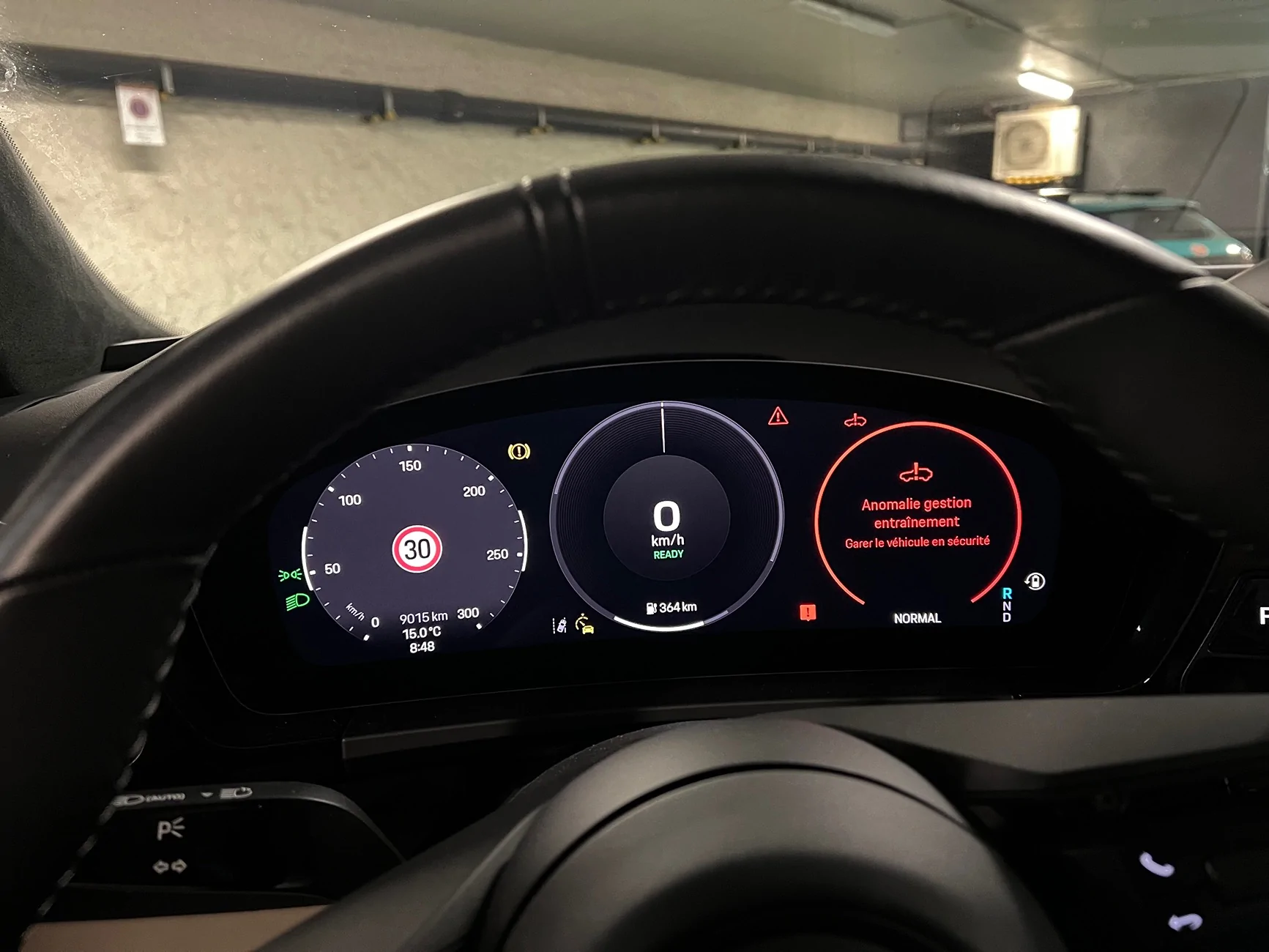 Electric Macan EV Software letting the brand down IMG_0585