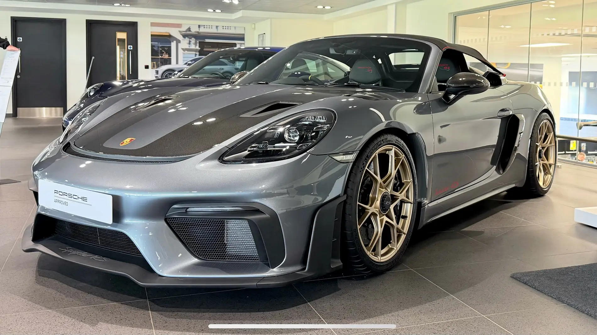 Electric Macan EV First long trip and charging with Tesla IMG_0386_goldwheels