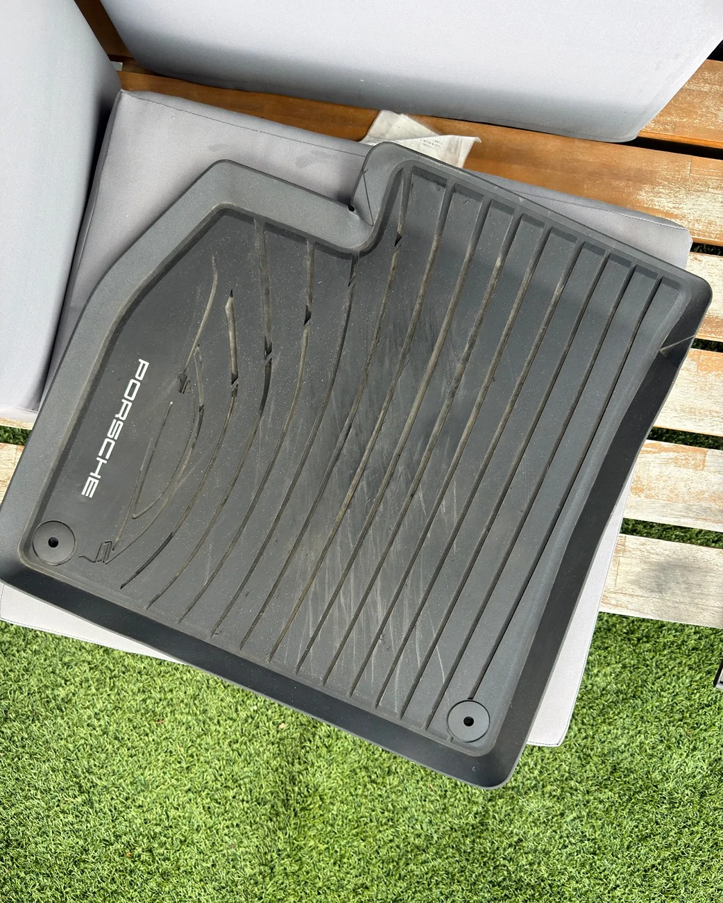 Electric Macan EV FS: Genuine Porsche Macan EV All-Weather Floor Mats (Full Set) IMG_9845