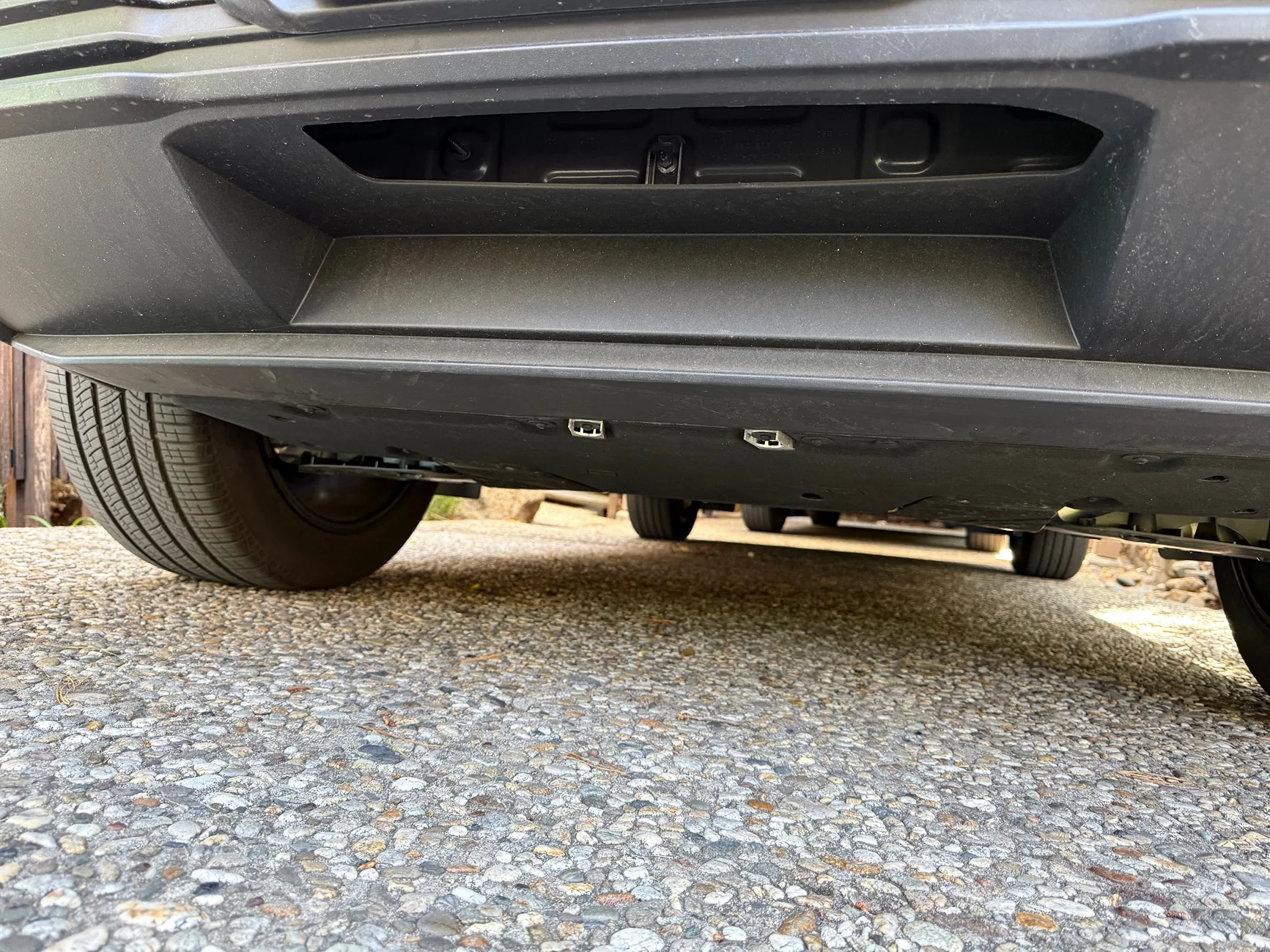 Electric Macan EV Open area under bumper? IMG_6551