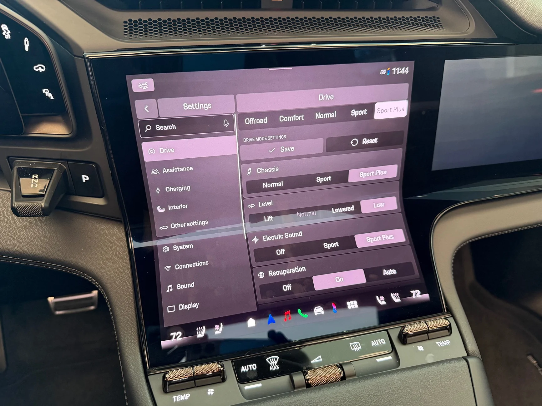 Electric Macan EV Cayenne EV IMG_0664