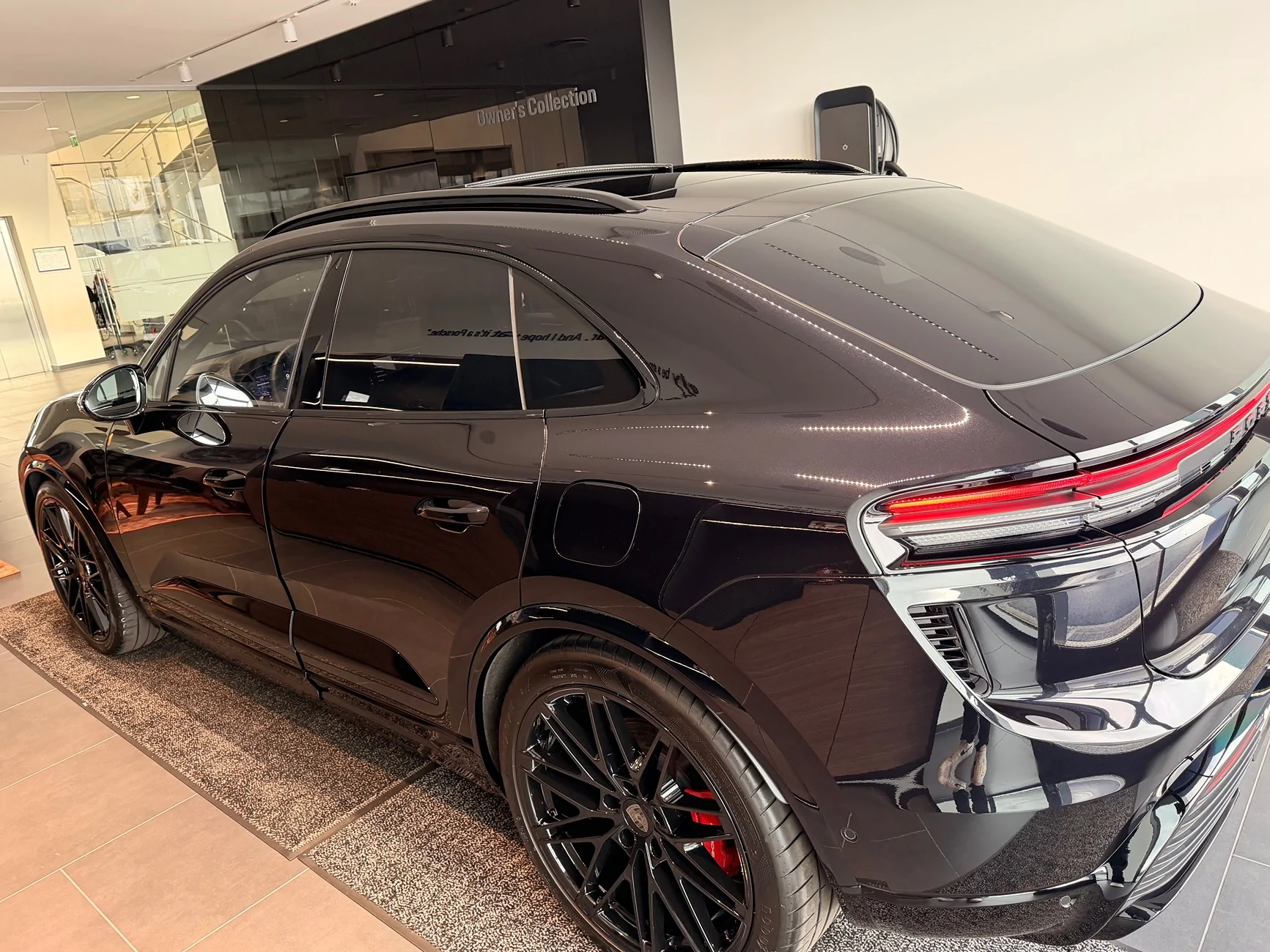 Electric Macan EV Random daily Macan EV photos - post yours! 🤳 IMG_1737