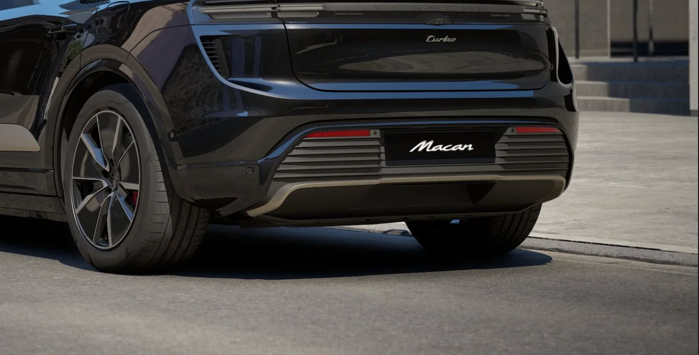 Electric Macan EV Rear Bumper Diffuser swap  Possible? Macan Turbo Rear Bumper diffuser Pictur