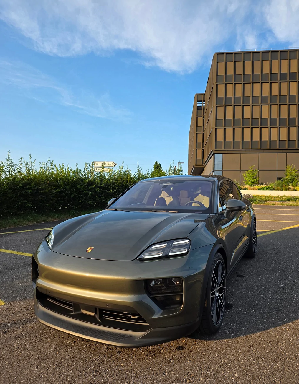 Electric Macan EV Random daily Macan EV photos - post yours! 🤳 20260711_201538(1)